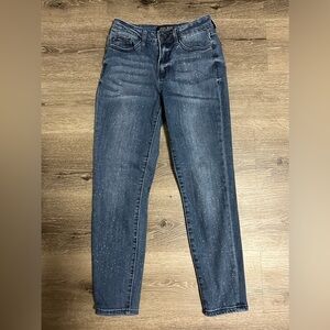 Judy Blue Finding Fireflies Relaxed Fit Speckled Jeans JB88226 Splatter 1/25